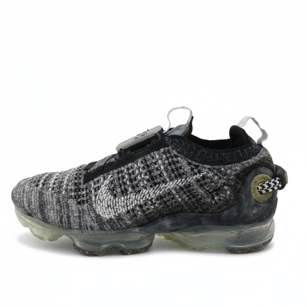Nike Women's US Size 8 Vapormax 2020 Flyknit Shoes Black/Grey CT1933-002  EU 39